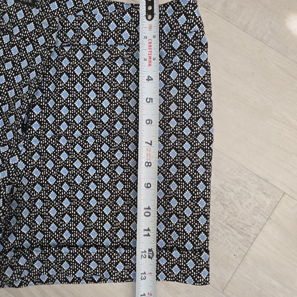 Women's Soho Apparel Shorts Size 10 - Picture 7 of 8